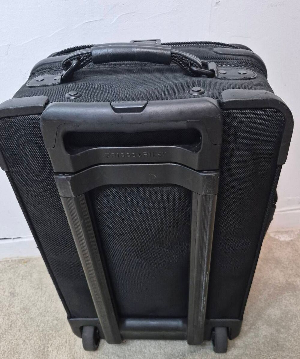 Briggs &Riley Baseline carry-on - Picture 4 of 11